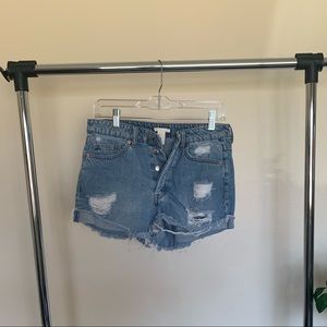 Denim high rise shorts / boyfriend style
